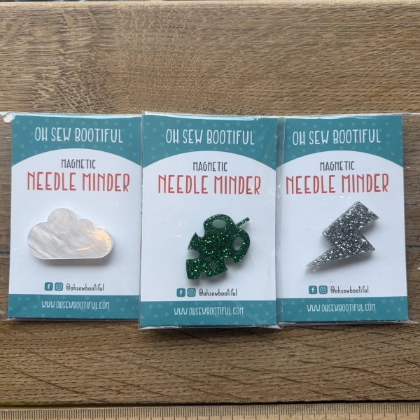 Needle Minders
